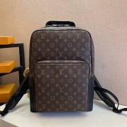 Louis Vuitton | Dean Backpack - M45335 - 32x42x15cm - 1