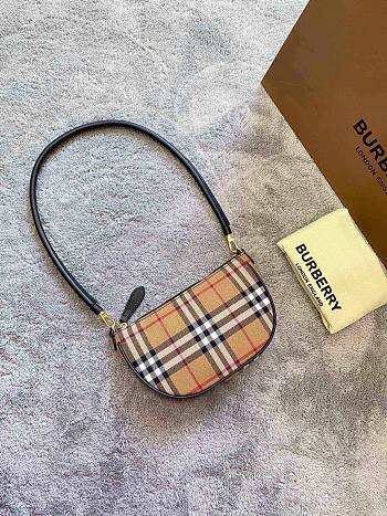 BURBERRY | Vintage Check Cotton Olympia Pouch - 21 x 4 x 12.2 cm