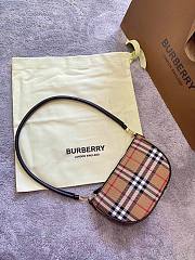 BURBERRY | Vintage Check Cotton Olympia Pouch - 21 x 4 x 12.2 cm - 6
