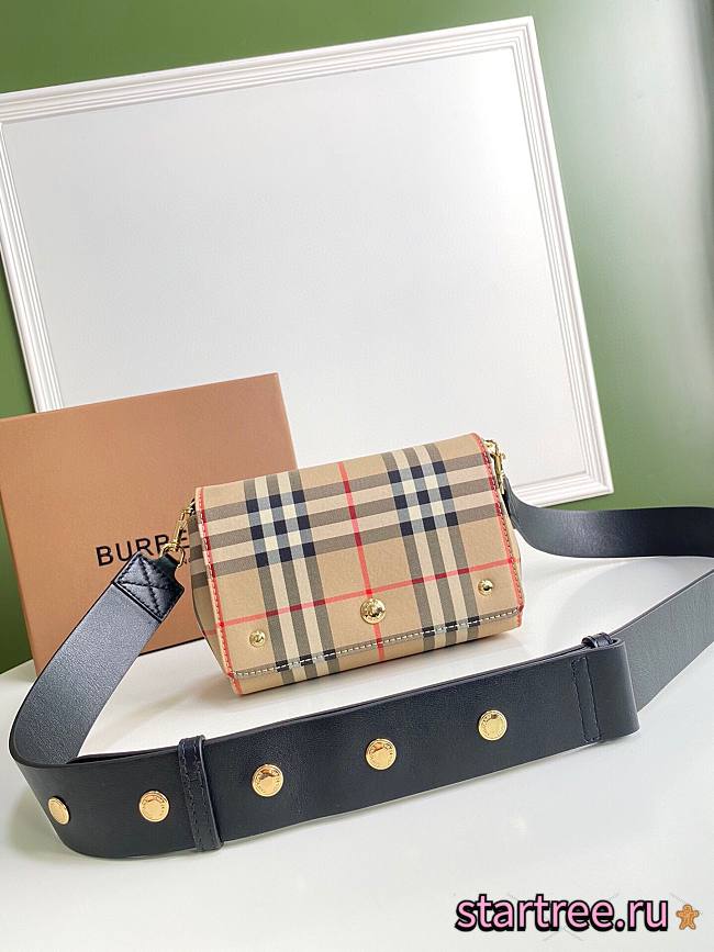 BURBERRY | Small Vintage Check and Leather Crossbody Bag - 18 x 8 x 12cm - 1
