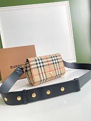 BURBERRY | Small Vintage Check and Leather Crossbody Bag - 18 x 8 x 12cm - 6