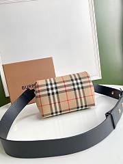 BURBERRY | Small Vintage Check and Leather Crossbody Bag - 18 x 8 x 12cm - 5