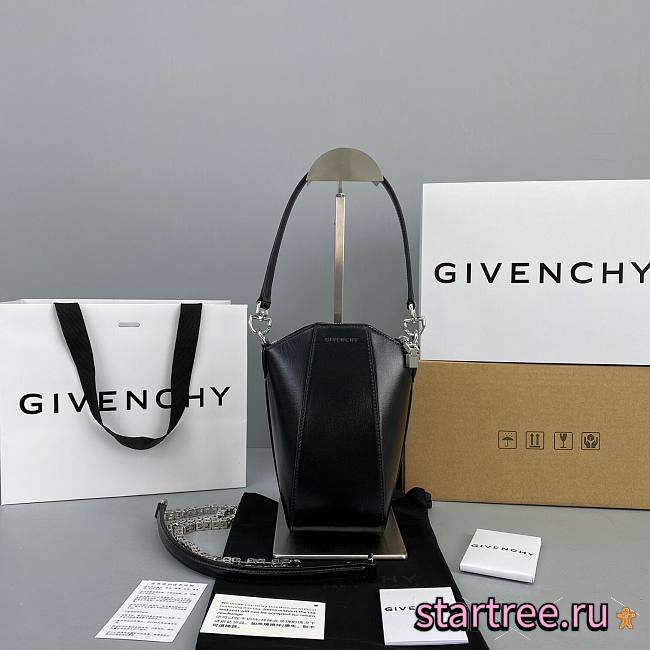 GIVENCHY | Mini Vertical Antigona Box Leather Bag - BBU01R - 20x10x8.5cm - 1