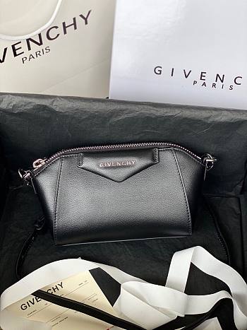 GIVENCHY | Antigona Nano Black Bag In Grained Leather -  BBU017 - 18X13X7cm