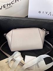 GIVENCHY| Antigona Nano White Bag In Grained Leather -  BBU017 - 18x13x7cm - 5
