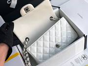 CHANEL | Mini Classic Flap White Bag Patent/ Silver Metal - A69900 - 20cm - 3