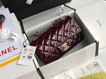 CHANEL | Mini Classic Flap Bag Burgundy Patent/ Golden Metal - A69900 - 20cm
