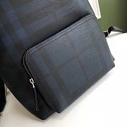 BURBERRY |London Check and Navy Leather Backpack - 29 x 15 x 40cm - 2