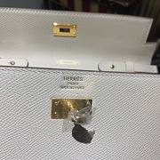 Hermès | Kelly Classique To Go Wallet White - 20.5x11x2cm - 2