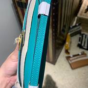 Hermès | Kelly Classique To Go Wallet Light Blue - 20.5x11x2cm - 6