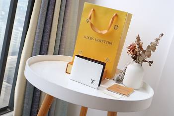 Louis Vuitton | Multiple Wallet White Epi - M80771 - 11.5 x 9 x 1.5 cm