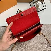 Louis Vuitton |  Vavin Chain Wallet Red - M69423- 19 x 12.5 x 4 cm - 4