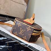 Louis Vuitton | Mini Boîte Chapeau M44699  - 3