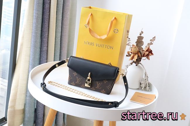 Louis Vuitton | Padlock On Strap bag - M80559 - 19 x 11 x 3 cm - 1