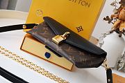 Louis Vuitton | Padlock On Strap bag - M80559 - 19 x 11 x 3 cm - 2