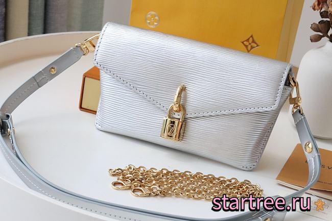 Louis Vuitton | Padlock On Strap Epi Silver bag - M80819 - 19 x 11 x 3 cm - 1