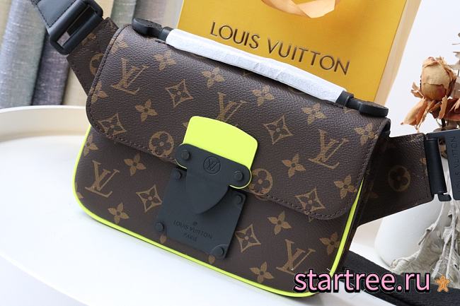 Louis Vuitton |  S Lock Sling Bag  - M45864 - 21 x 15 x 4 cm - 1