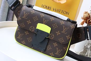 Louis Vuitton |  S Lock Sling Bag  - M45864 - 21 x 15 x 4 cm