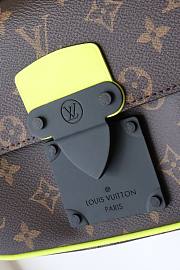 Louis Vuitton |  S Lock Sling Bag  - M45864 - 21 x 15 x 4 cm - 6