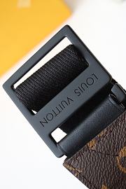 Louis Vuitton |  S Lock Sling Bag  - M45864 - 21 x 15 x 4 cm - 5