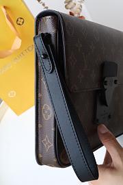 Louis Vuitton |  S LOCK A4 POUCH - M80560 - 27 x 21 x 3.5 cm - 6