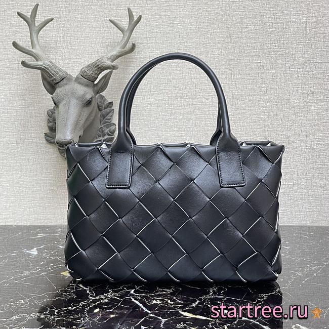 Bottega Veneta | Cabat Black Bag - 649598 - 33 x 23 x 12cm - 1