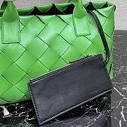 Bottega Veneta | Cabat Green Bag - 649598 - 33 x 23 x 12cm - 6