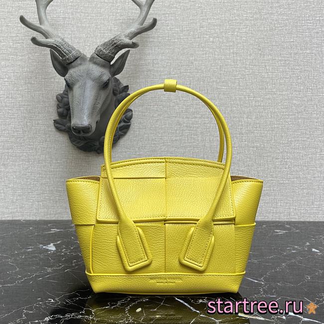 Bottega Veneta | Arco Yellow -  600606 - 29 x 9 x 29  cm - 1