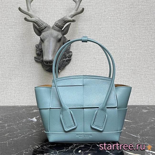 Bottega Veneta | Arco Light Blue Bag - 600606 - 29 x 9 x 29  cm - 1