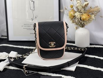 CHANEL | Mini Black/Pink Messenger Bag - AS2540 - 18x10.5x5cm
