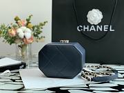 CHANEL | Blue Hexagon Vanity Case - AS2630 - 15 x 10 x 11 cm - 3