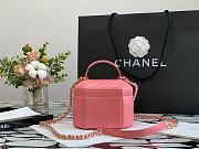 CHANEL | Pink Hexagon Vanity Case - AS2630 - 15 x 10 x 11 cm - 5