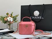 CHANEL | Pink Hexagon Vanity Case - AS2630 - 15 x 10 x 11 cm - 3