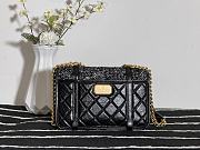 Chanel | Tweed Aged Calfskin Messenger Bag - AS2696 - 25 x 17 x 8cm - 4