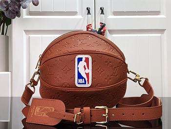 Louis Vuitton | LV x NBA Ball In Basket - M57974 - 30 x 42 x 11 cm