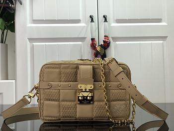 Louis Vuitton | Small Beige Troca PM handbag - M59116 - 22 x 15 x 6 cm
