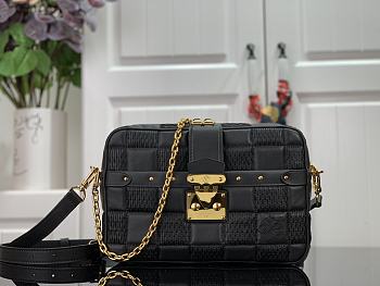 Louis Vuitton | Troca MM handbag Black - M59114 - 25.5 x 17 x 7 cm