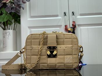 Louis Vuitton | Troca MM handbag Beige - M59111 - 25.5 x 17 x 7 cm