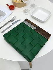 Bottega Veneta | SNAP Green Clutch Bag -  618131 - 27 x 5 x 28 cm - 5