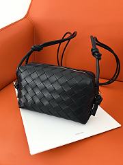 Bottega Veneta | Loop Black Bag - 666683 - 17 x 10 x 6cm - 1