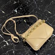 Bottega Veneta | Mount Small Beige - 667399 - 21 x 16 x 4 cm - 2