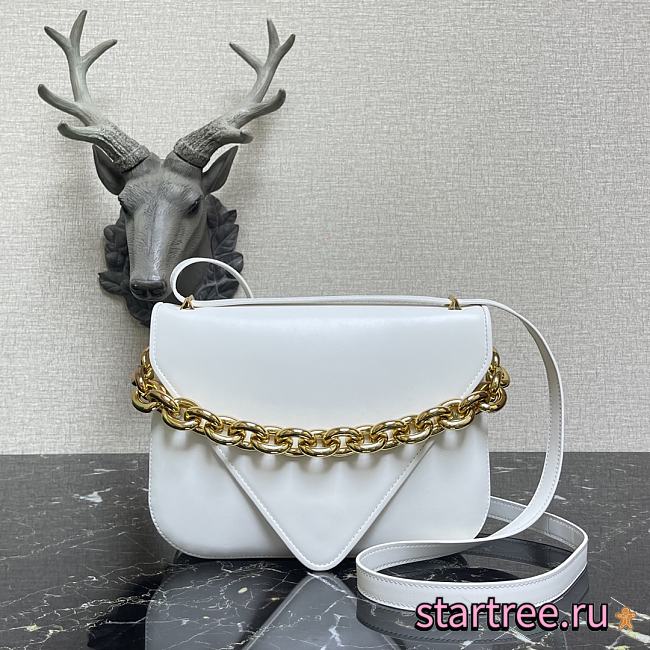 Bottega Veneta | Mount White Bag - 667398 - 27 x 20 x 7 cm - 1