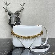 Bottega Veneta | Mount White Bag - 667398 - 27 x 20 x 7 cm - 1