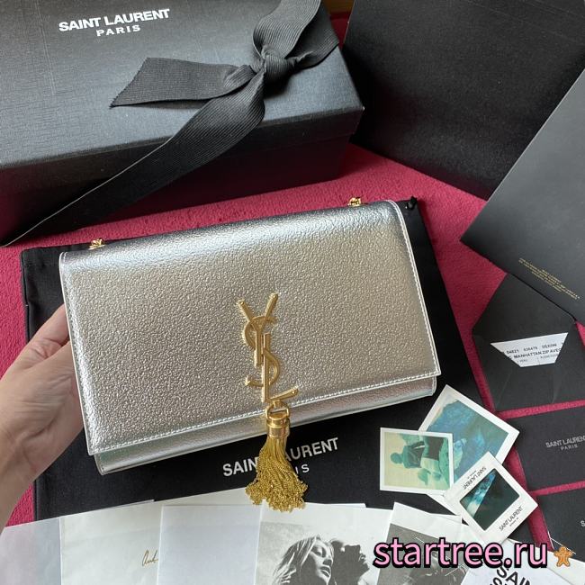 YSL | Kate Medium Bag With Tassel In Grain Silver - 326076 - 24x14.5x5cm - 1