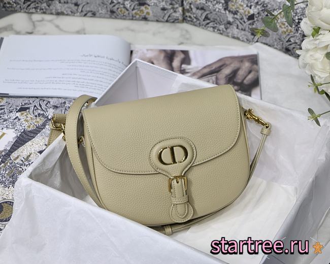 DIOR | Medium Bobby Bag in Grained CalfskinBeige - M9319 - 22 x 17 x 6 cm - 1