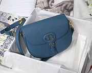 DIOR | Medium Bobby Bag in Grained Calfskin Blue - M9319 - 22 x 17 x 6 cm - 1