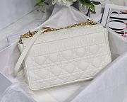 DIOR | Medium Caro Bag White - M9242 - 25.5 x 15.5 x 8 cm - 5