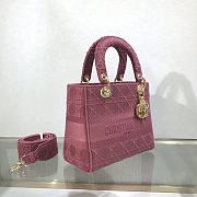 DIOR | Medium Lady D-Lite Mallow Rose Bag  - M0565O - 24 x 20 x 11 cm - 4