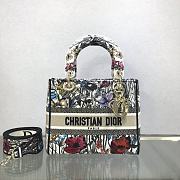 DIOR | Medium Lady D-Lite Bag Multicolor Mille Fleurs - M0565 - 24x20x11cm - 1