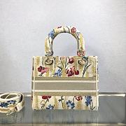 DIOR | Medium Lady D-Lite Bag Beige Multicolor Hibiscus - M0565 - 24x20x11cm - 2